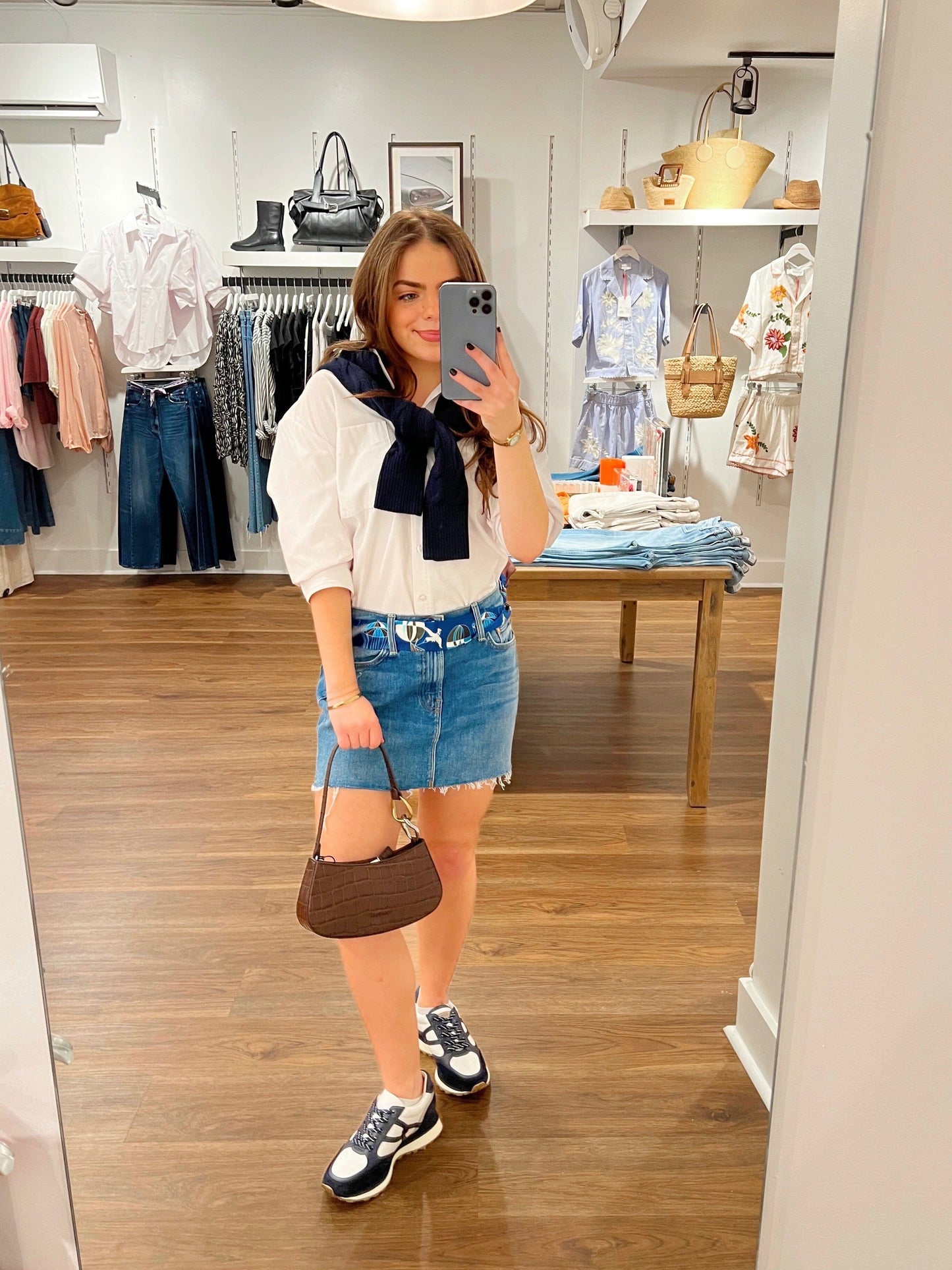 Valentina Sneaker-Shoes-Uniquities