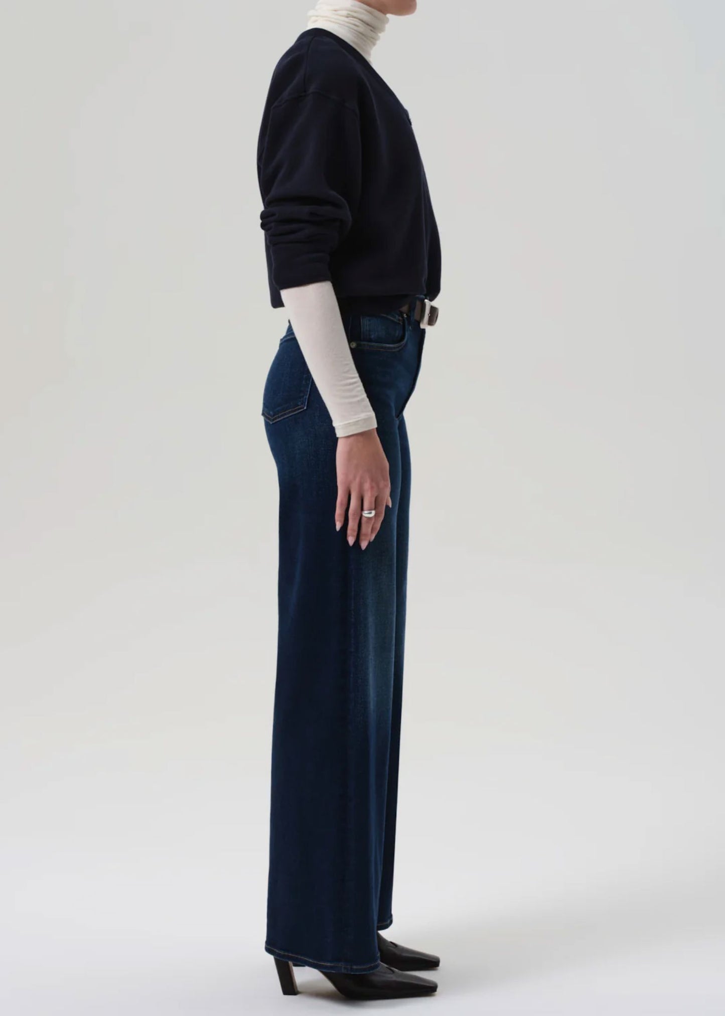 Lyra Long Wide Leg Jeans in Masha-Denim-Uniquities