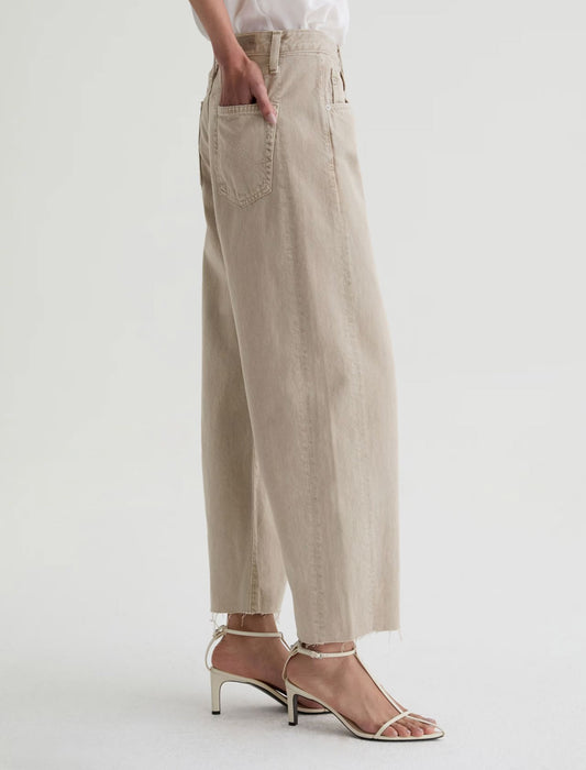 Hattie Crop Jeans-Denim-Uniquities