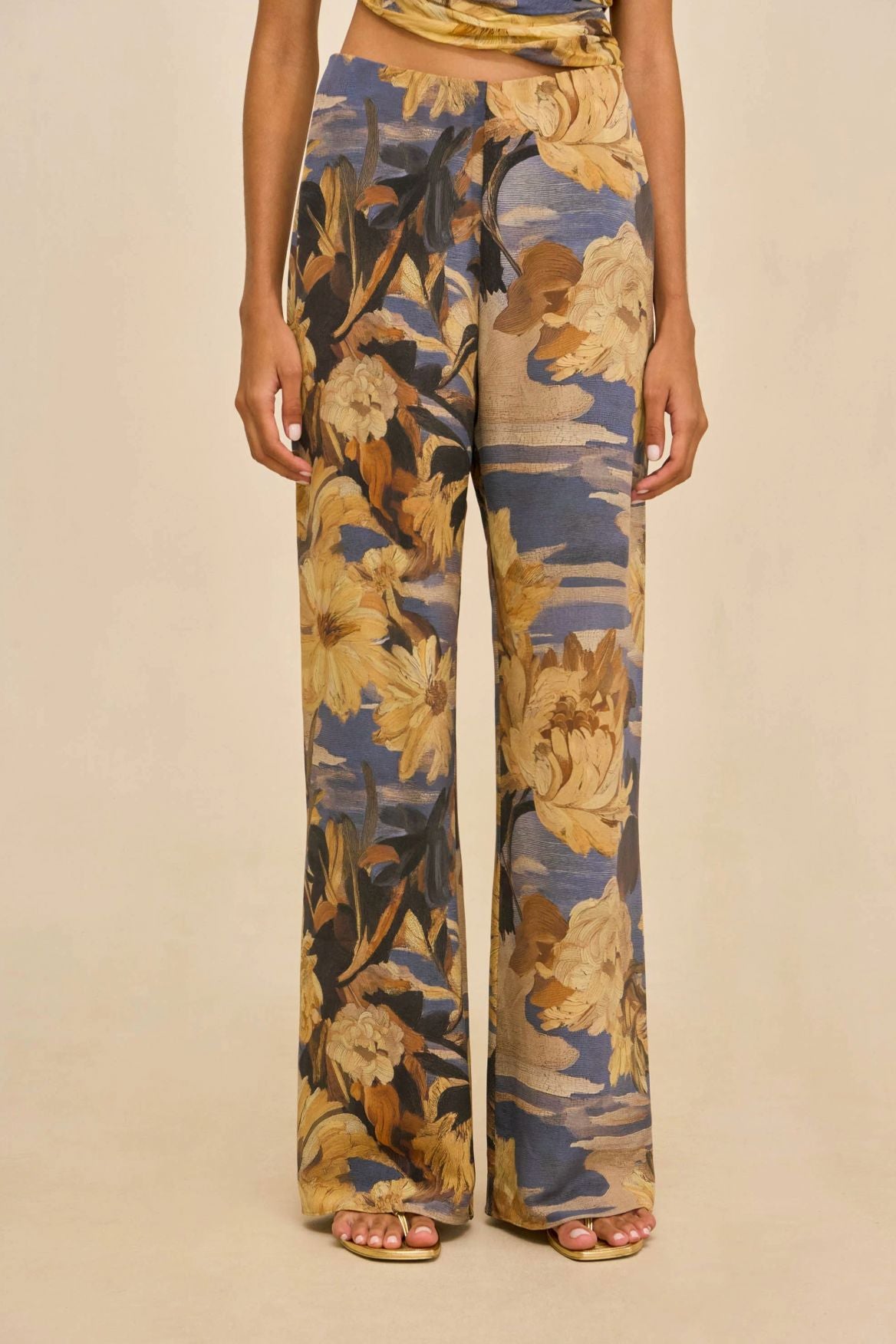 Sara Pant-Bottoms-Uniquities