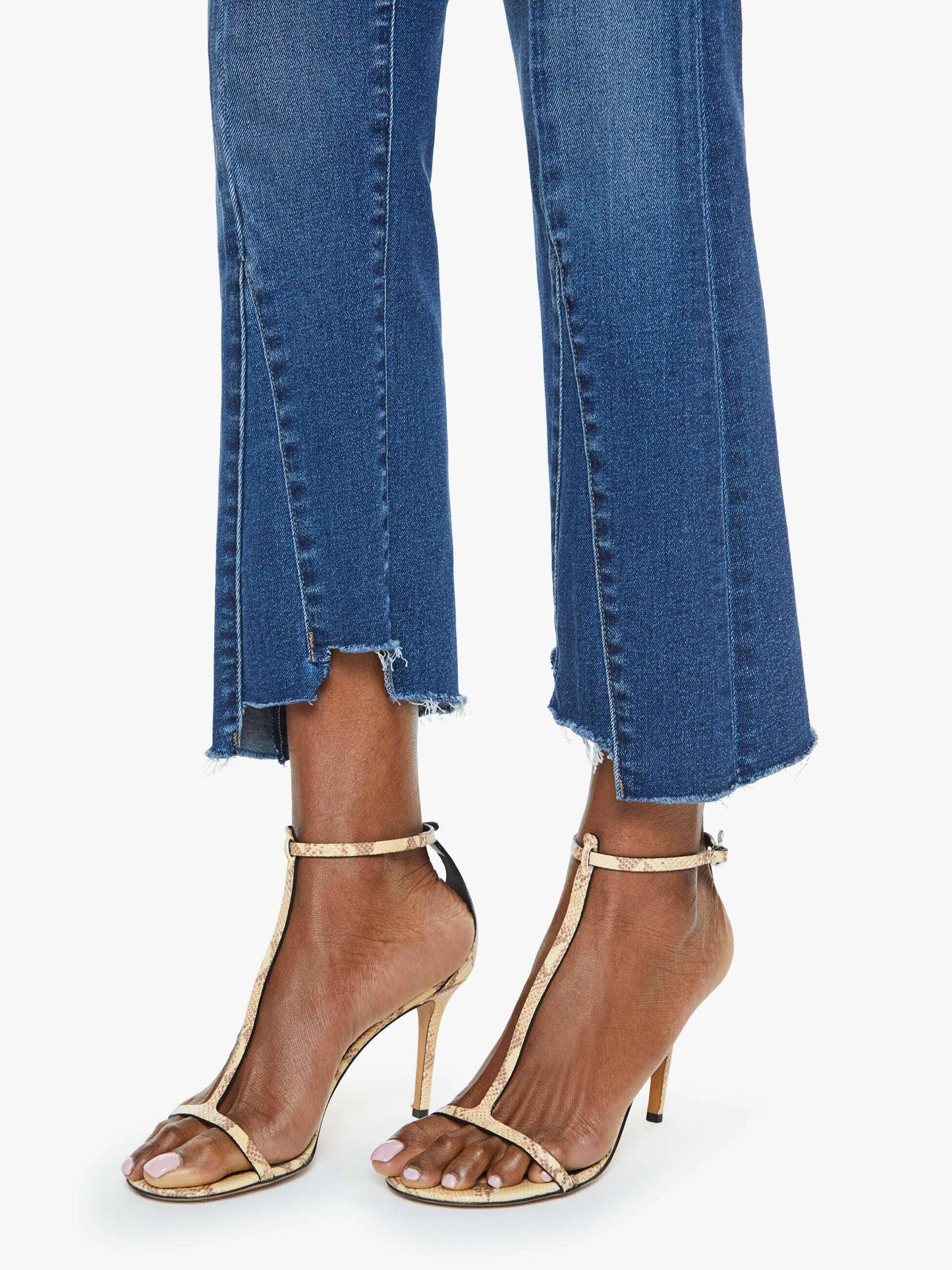 The Insider Crop Pointy Fray Jeans-Denim-Uniquities