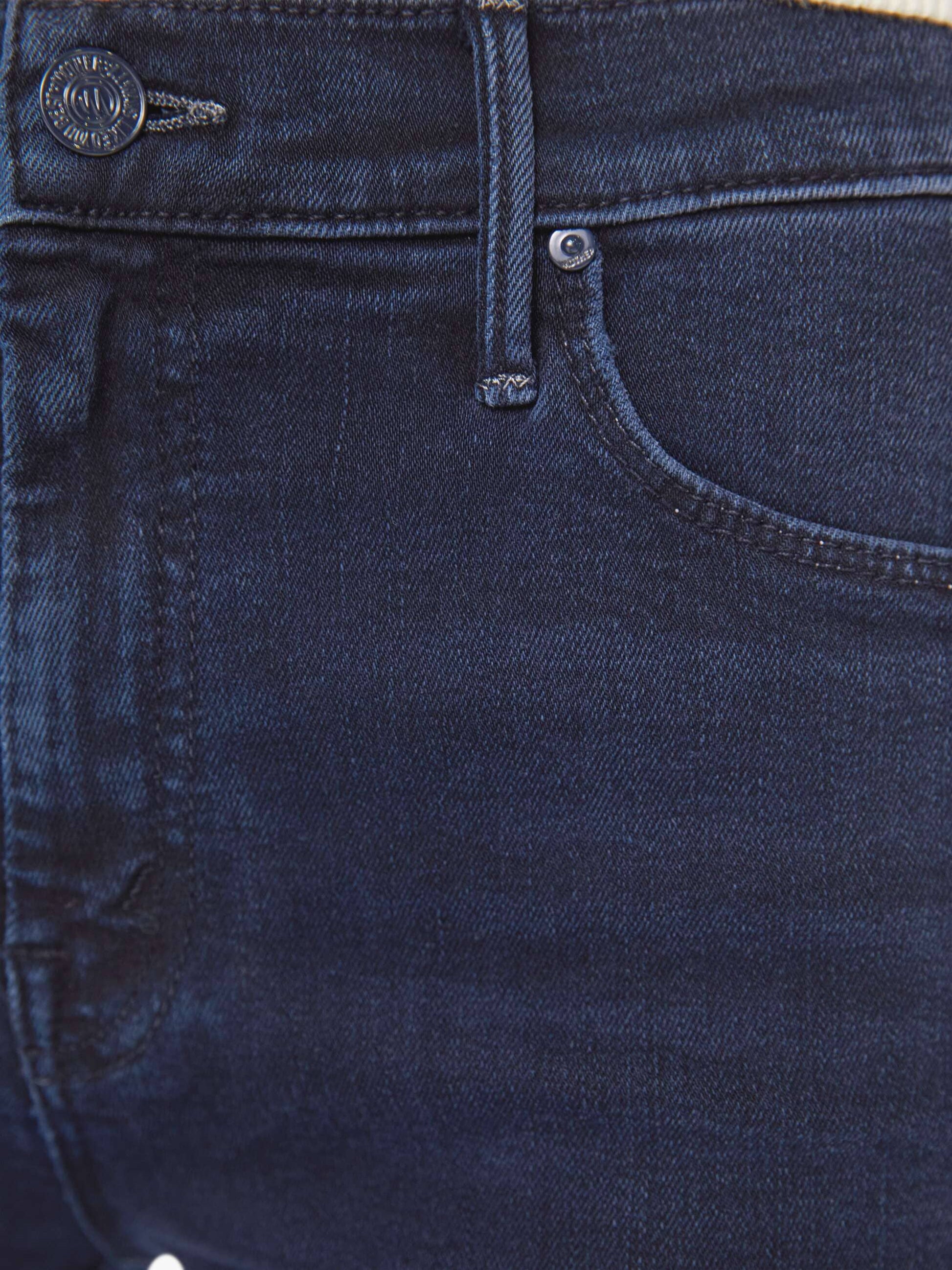 Weekender Fray Chip On My Shoulder-Denim-Uniquities