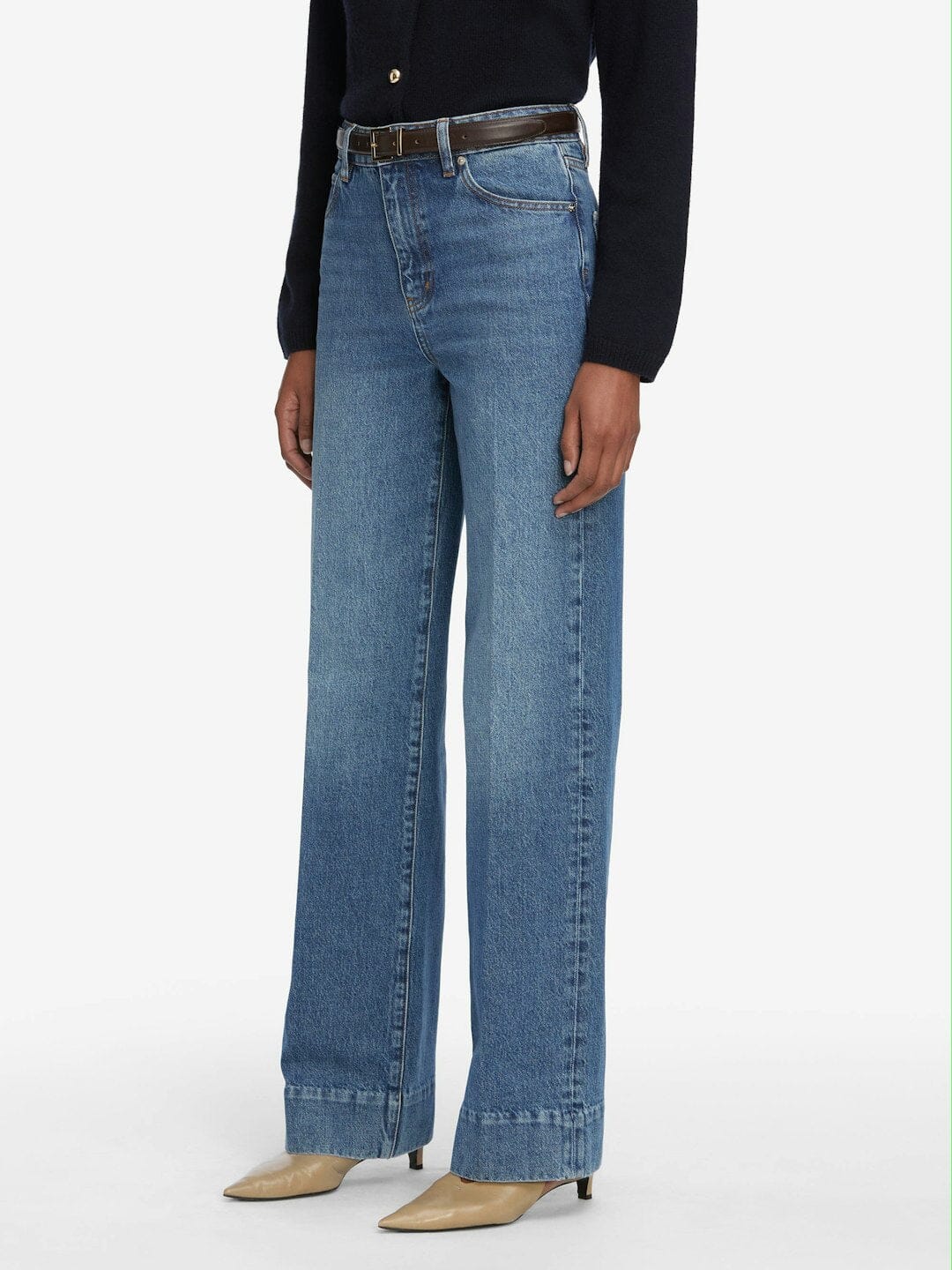 Streamline Jeans in Swan-Denim-Uniquities