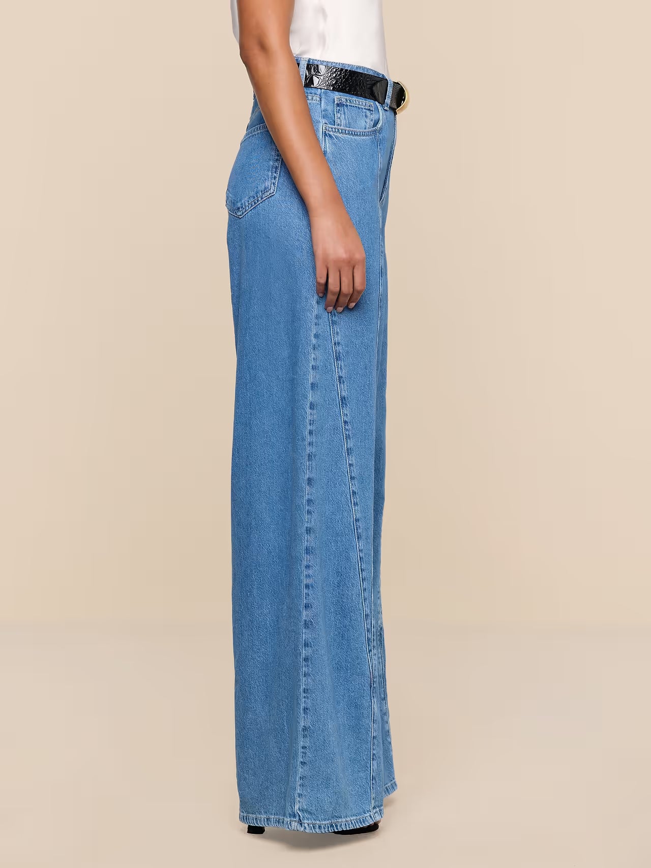 Niles Wide-Leg Jean-Denim-Uniquities