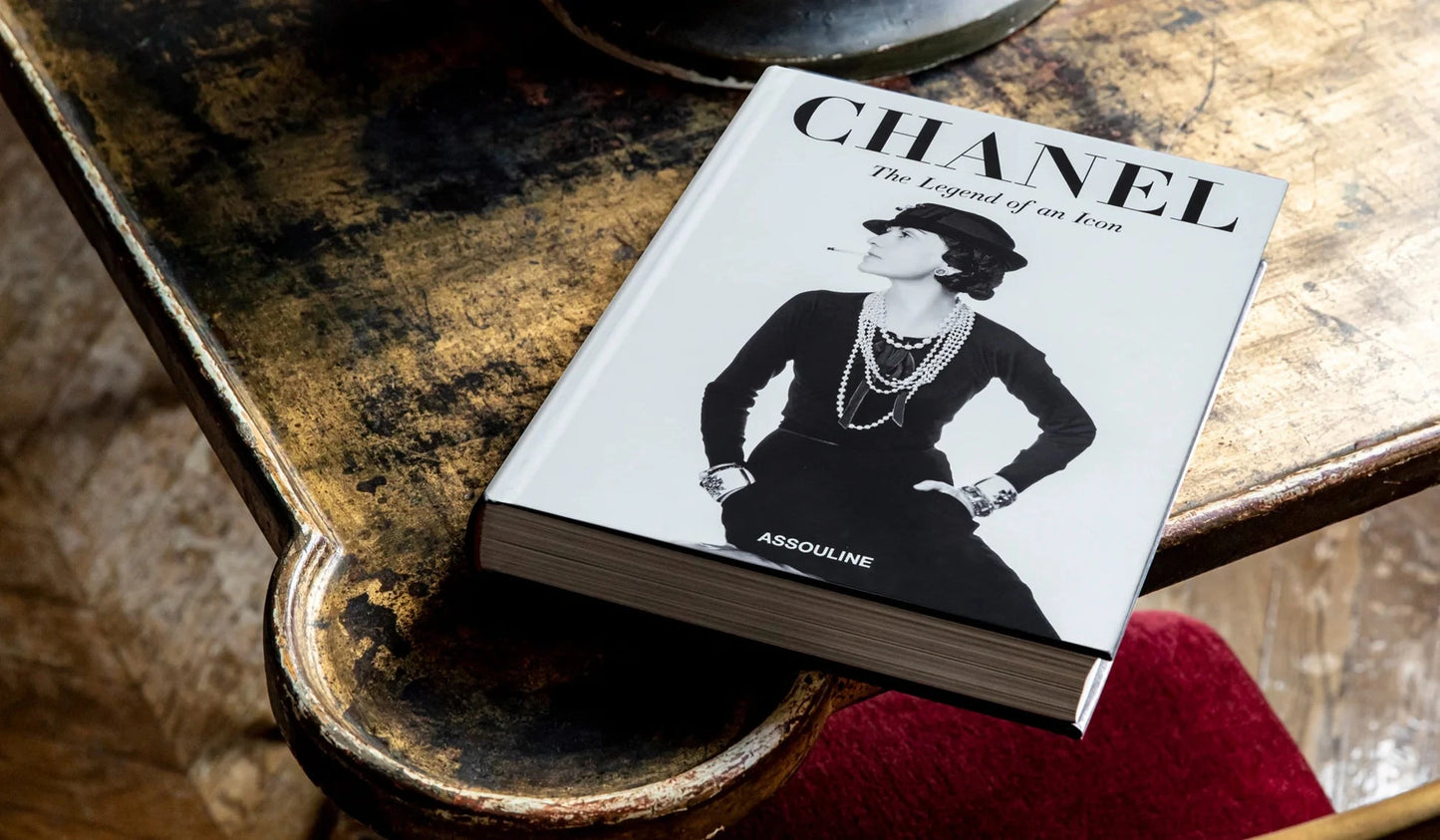 Chanel: The Legend Of An Icon Book-Home-Uniquities