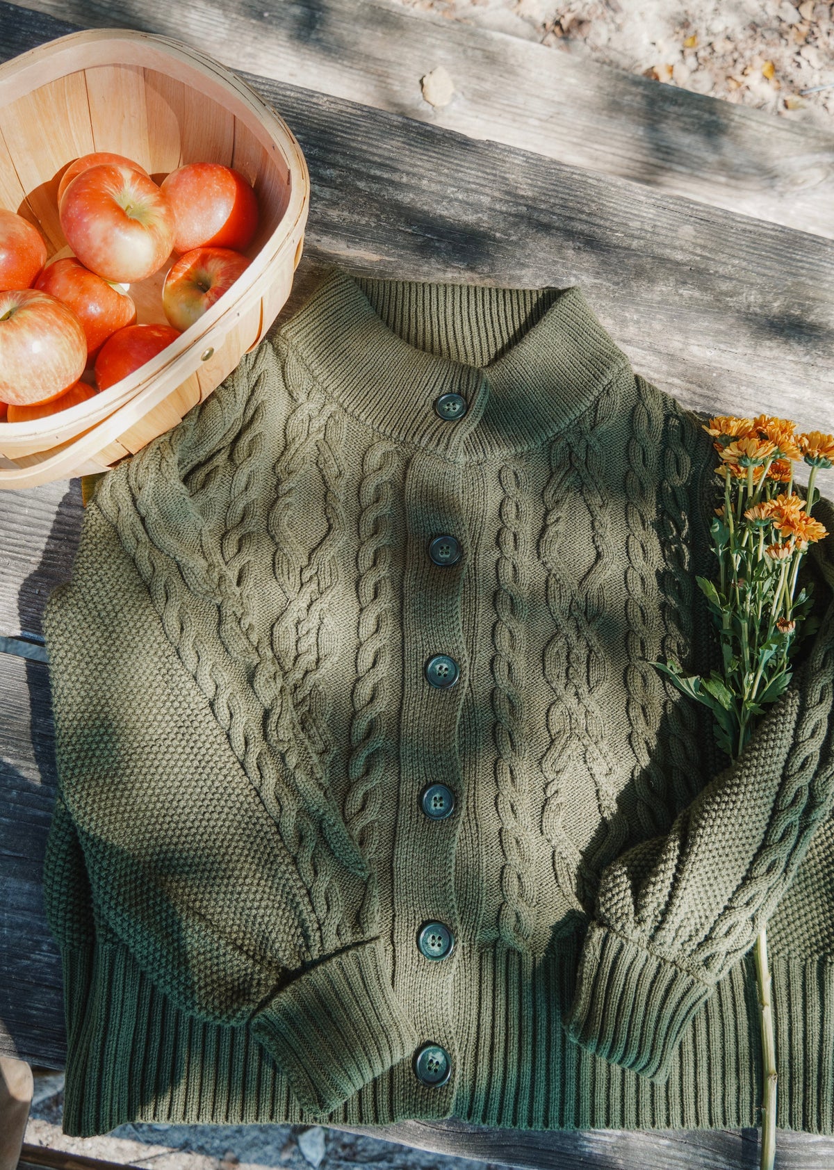 Julie Cardigan-Sweaters-Uniquities
