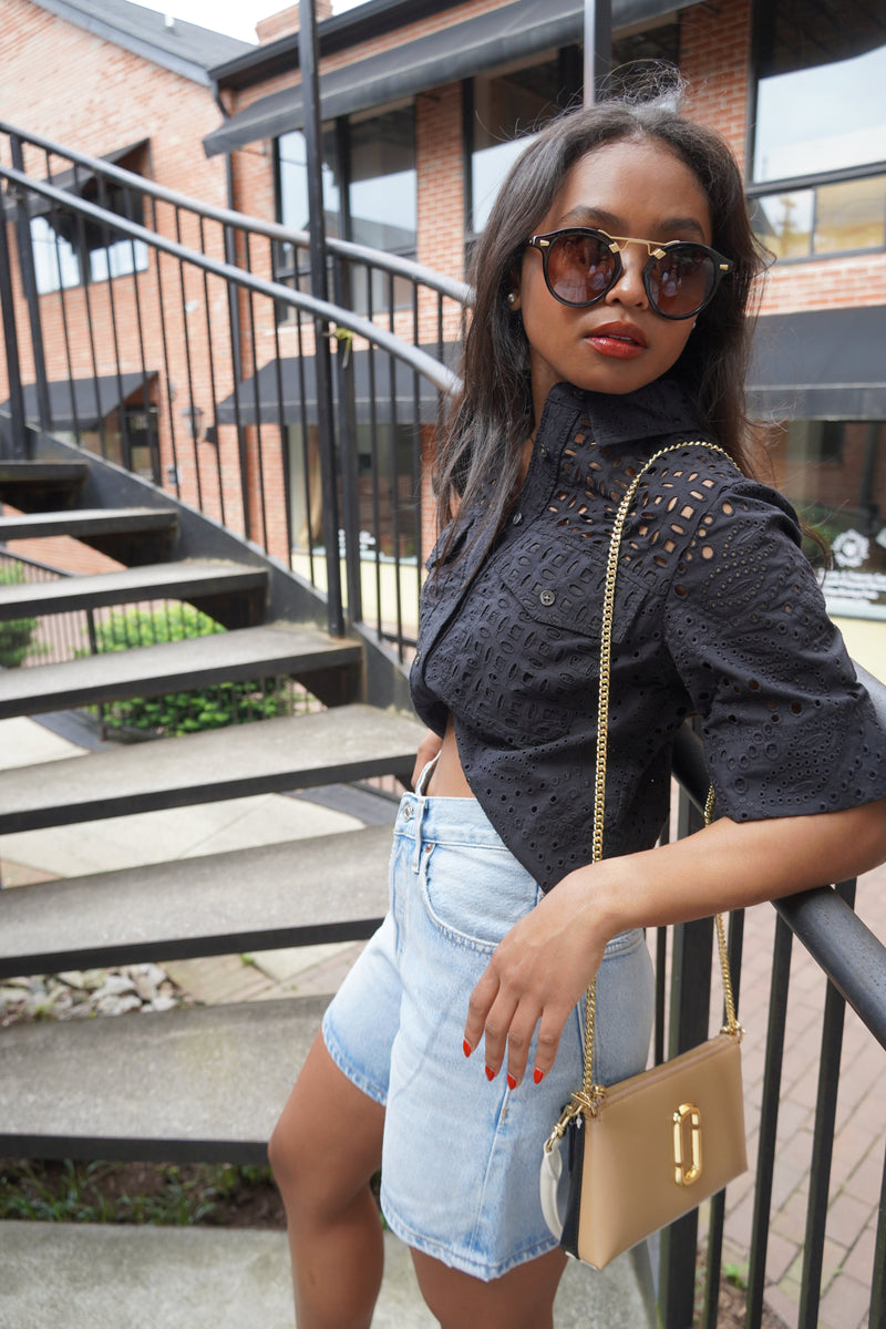 V-Waist Short in Backbeat-Denim-Uniquities