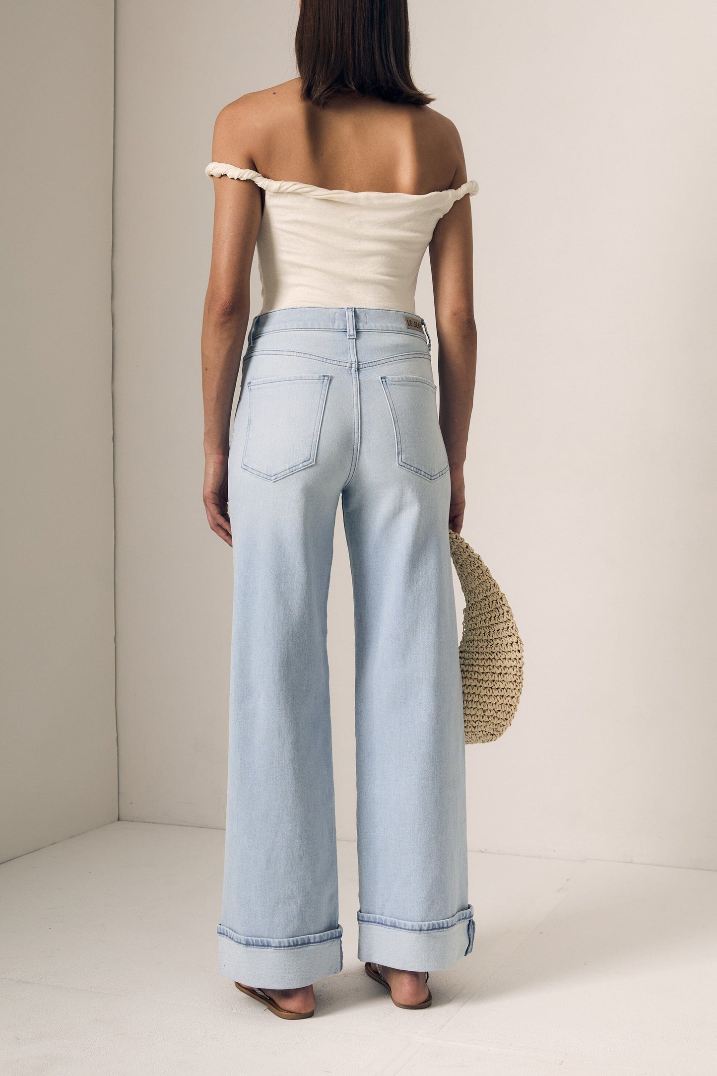 Column Jeans with Cuff-Denim-Uniquities