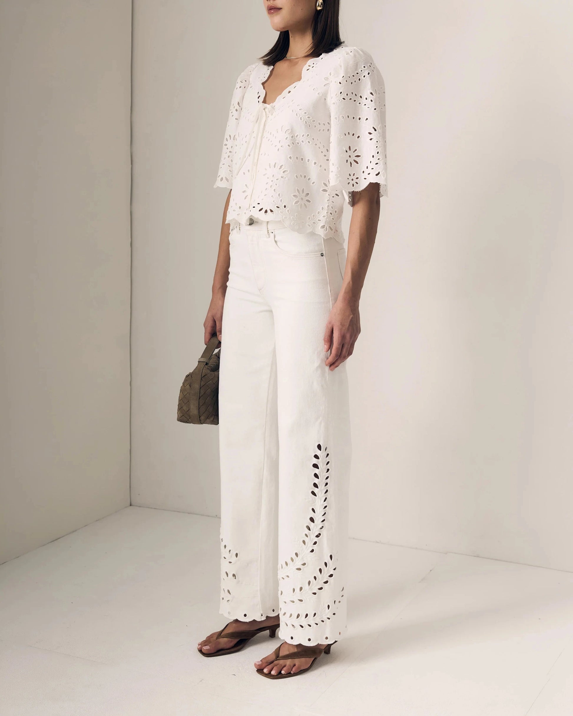 Column Eyelet Jean-Denim-Uniquities
