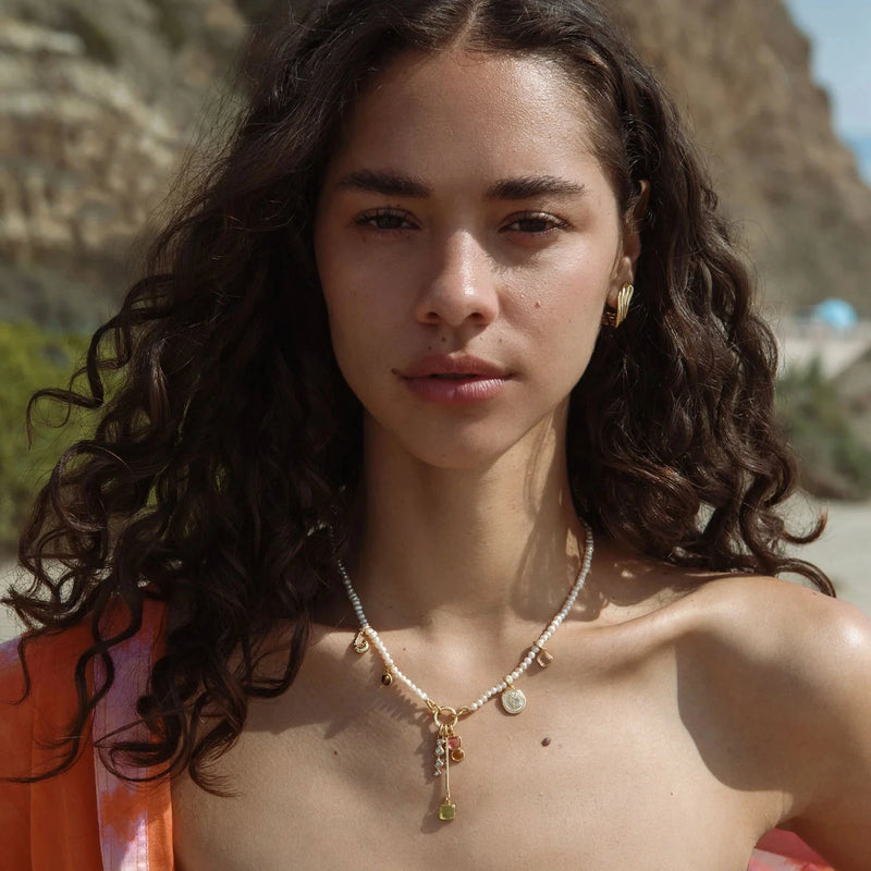 Amora Necklace-Jewelry-Uniquities