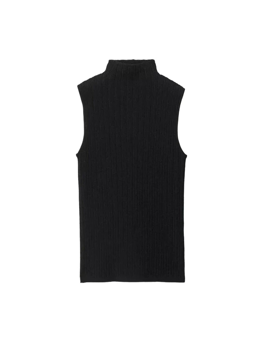Rhodes Sleeveless Turtleneck
