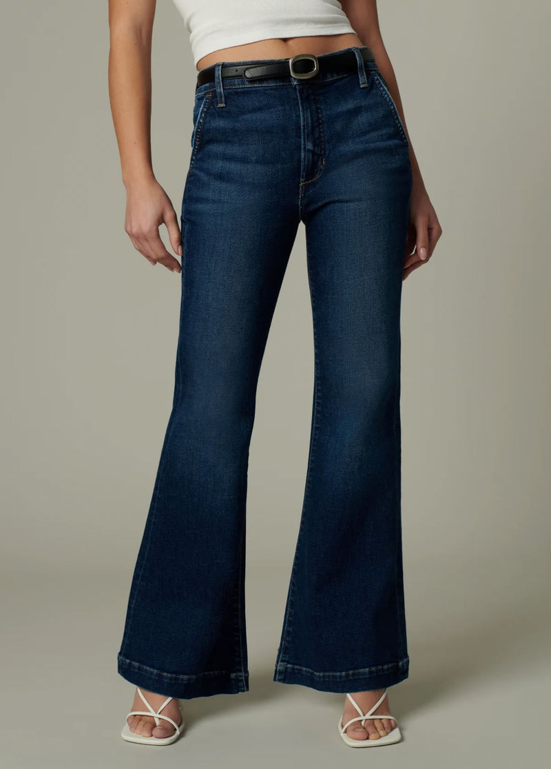 Molly Trouser Petite Jeans in Wind Swept-Denim-Uniquities