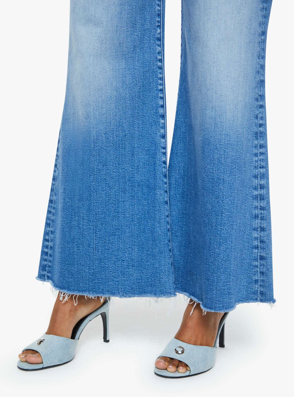 The Roller Fray Jeans in Fan Favorite-Denim-Uniquities