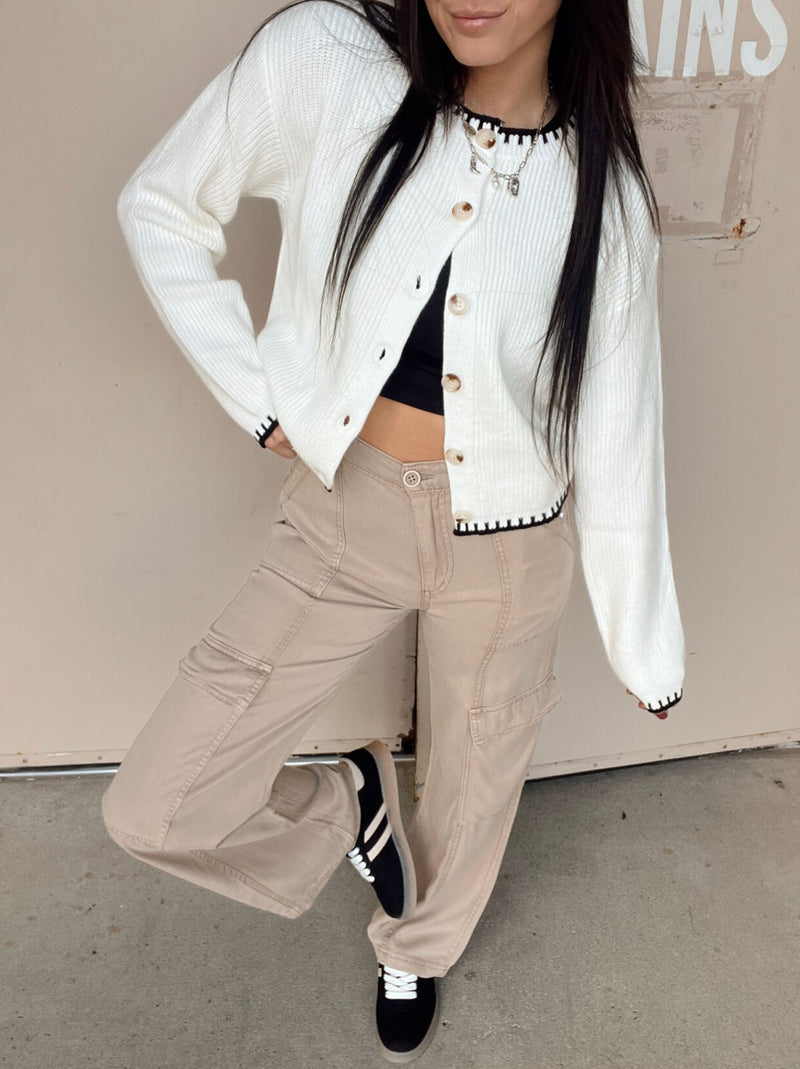 Alexandra Cardigan-Sweaters-Uniquities