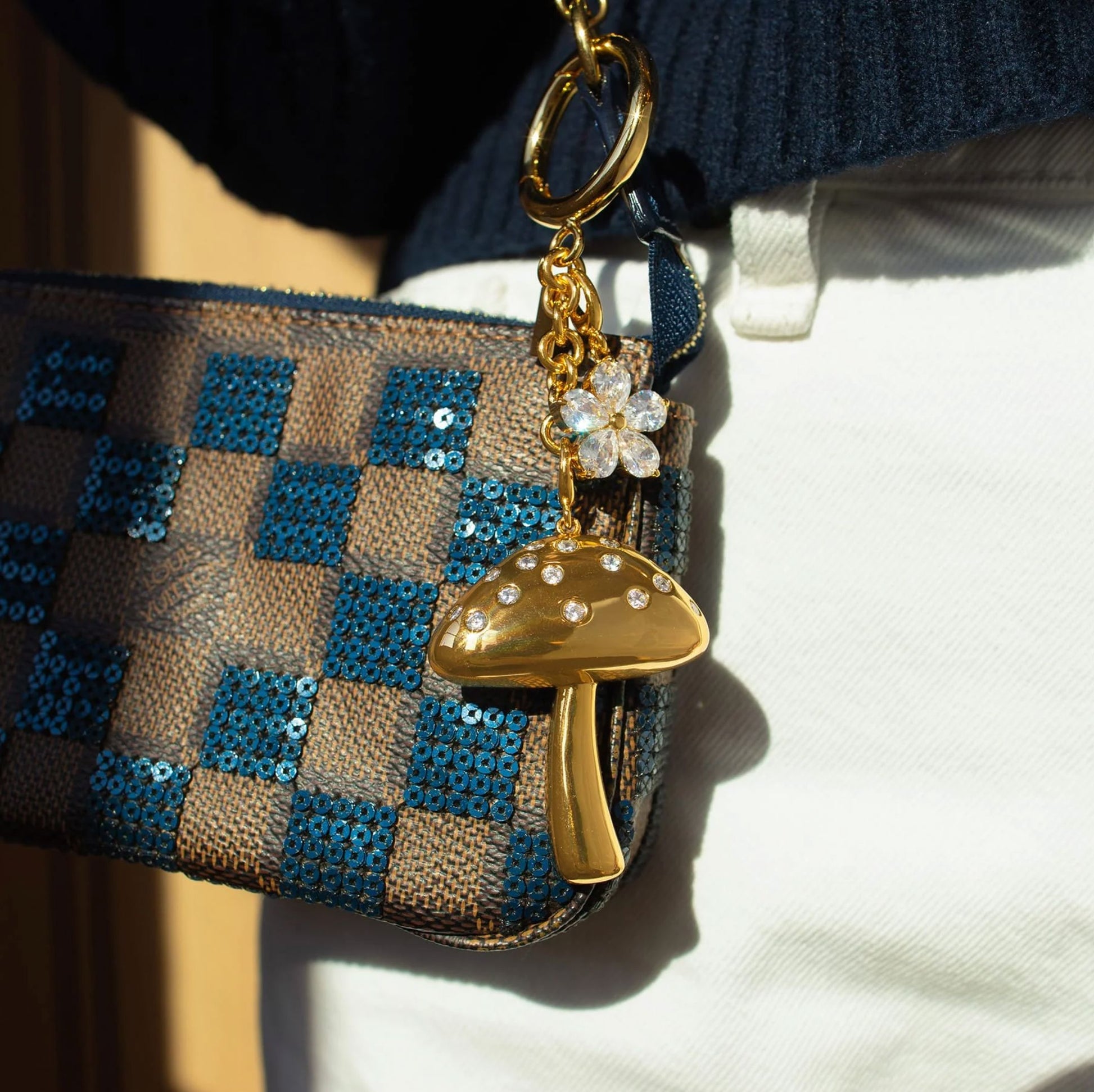 Totally Hooked Bagcharm Holder-Accessories-Uniquities