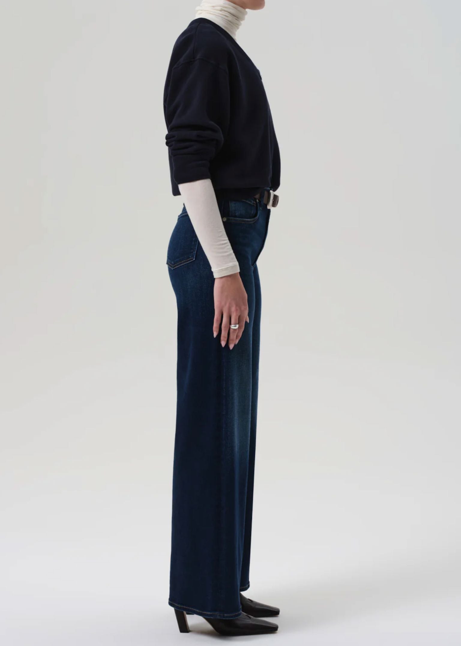 Lyra Long Wide Leg Jeans in Masha-Denim-Uniquities