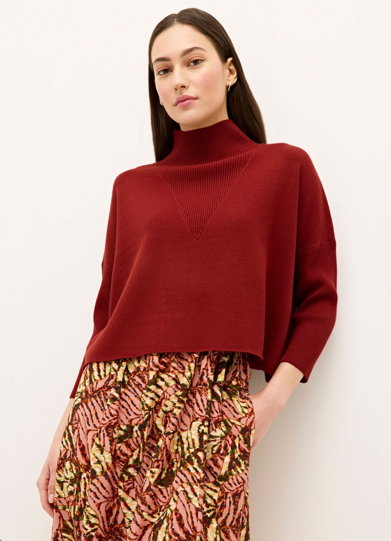 Claudie Popover-Sweaters-Uniquities