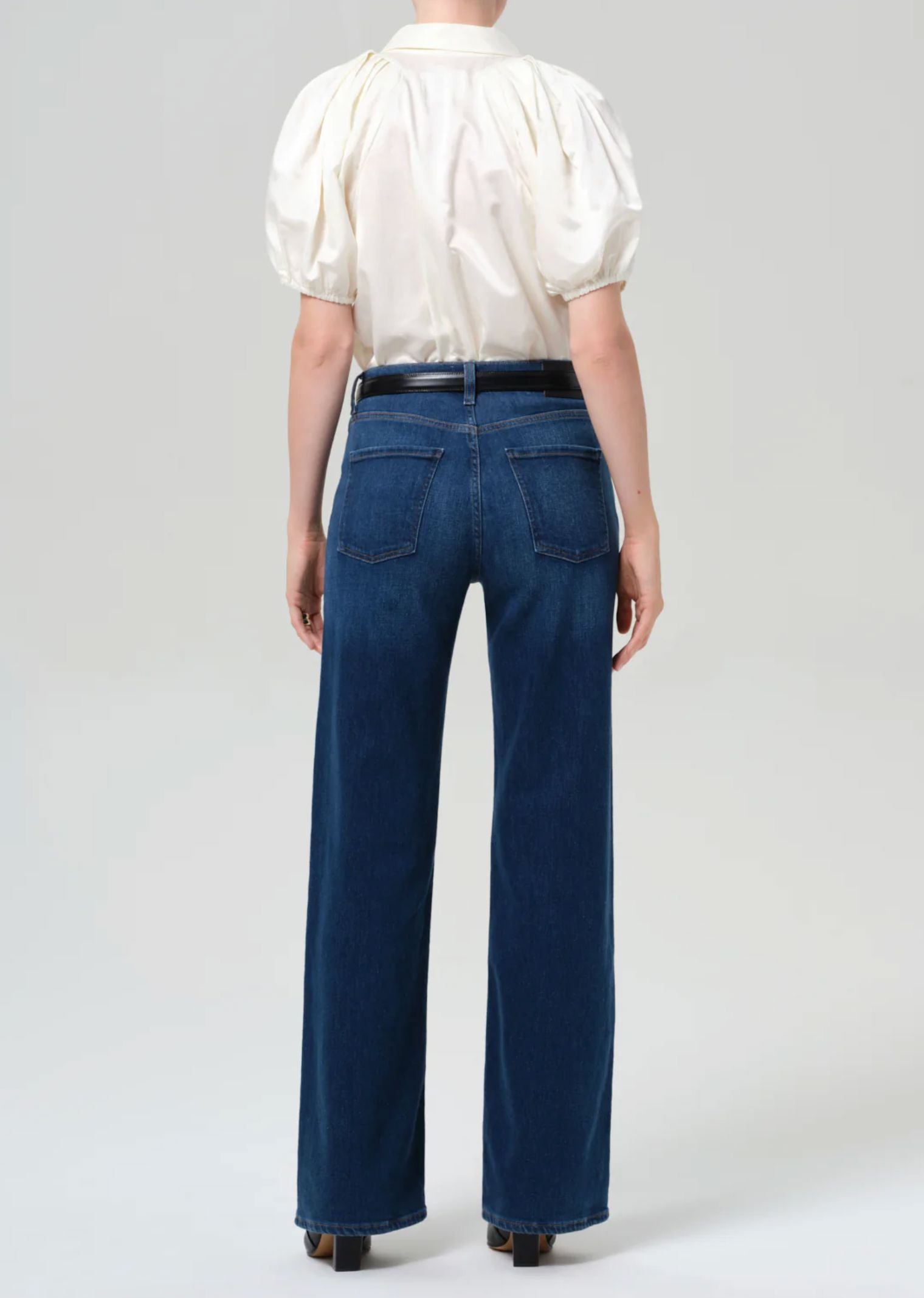 Annina 33" Jeans in Pierre-Denim-Uniquities