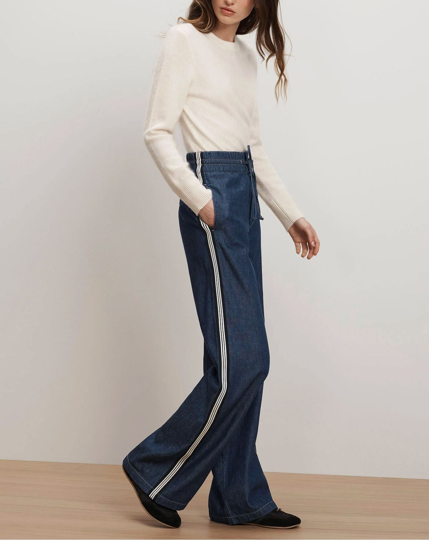 Taylor High Rise Wide Leg Jeans-Denim-Uniquities
