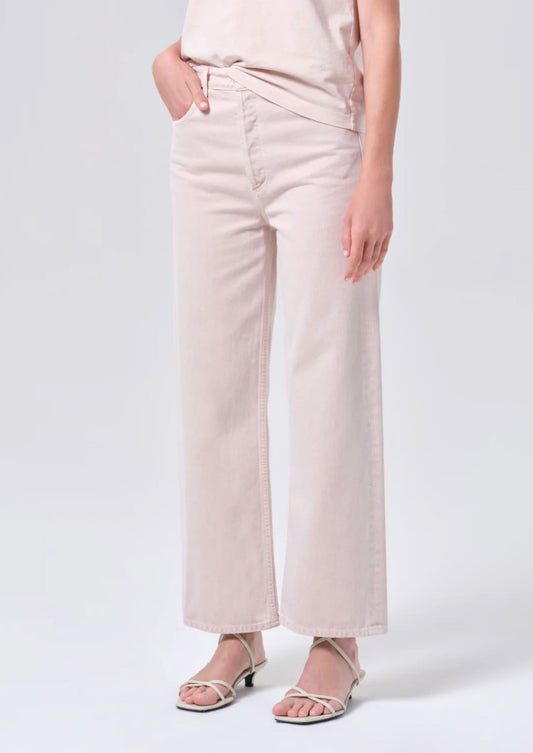 Ren Jean in Foundation-Denim-Uniquities