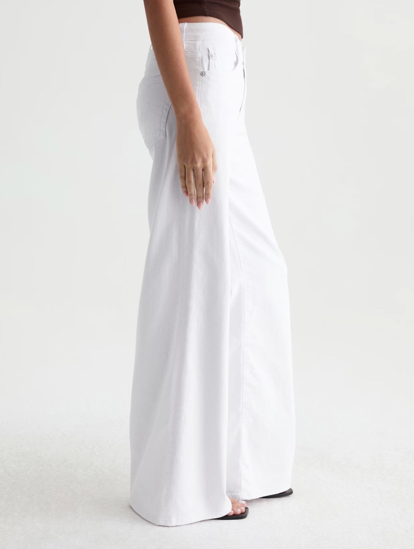 Saige Wide Leg Jeans-Denim-Uniquities