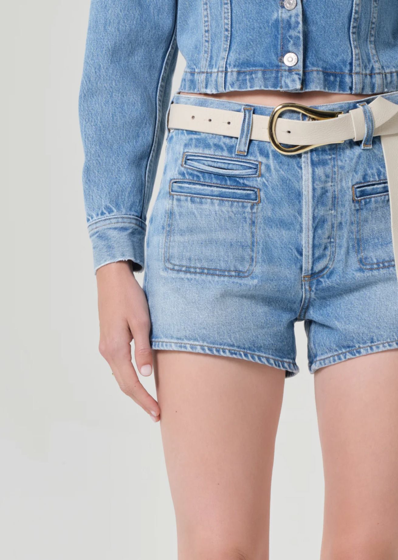 Marlow Welt Pocket Short-Denim-Uniquities