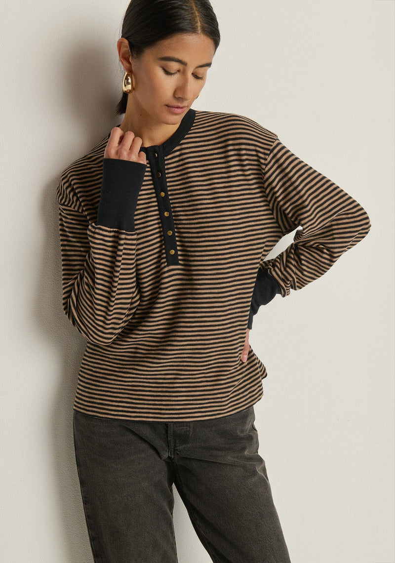 Victoria Henley-Tops/Blouses-Uniquities