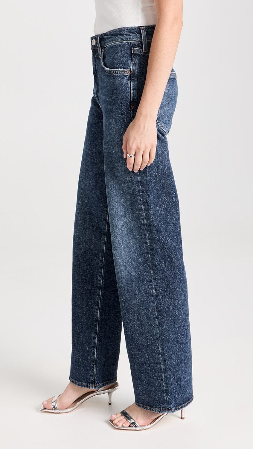 Harper Jeans in Tempo-Denim-Uniquities