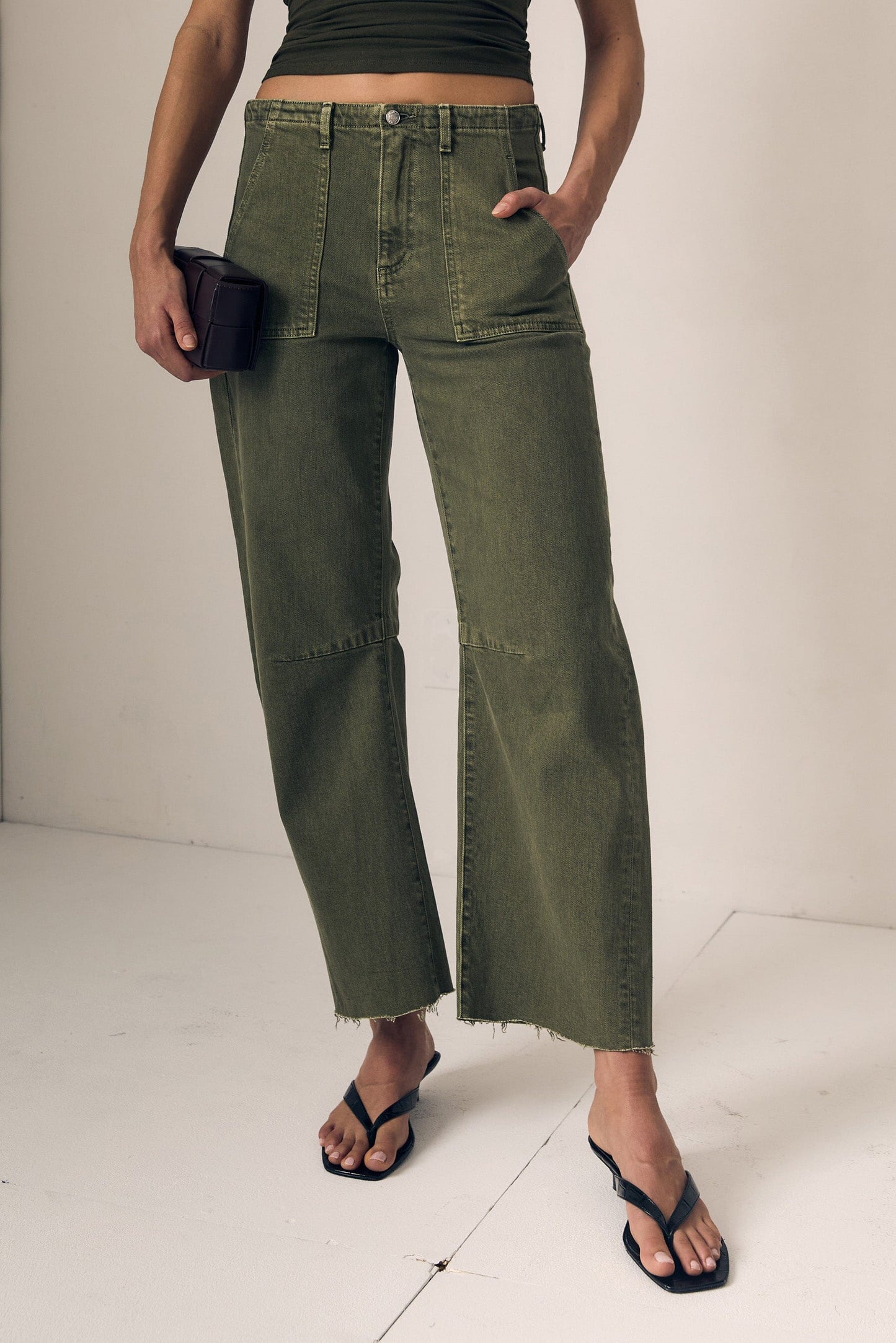 Utility Soft Barrel Jeans-Denim-Uniquities