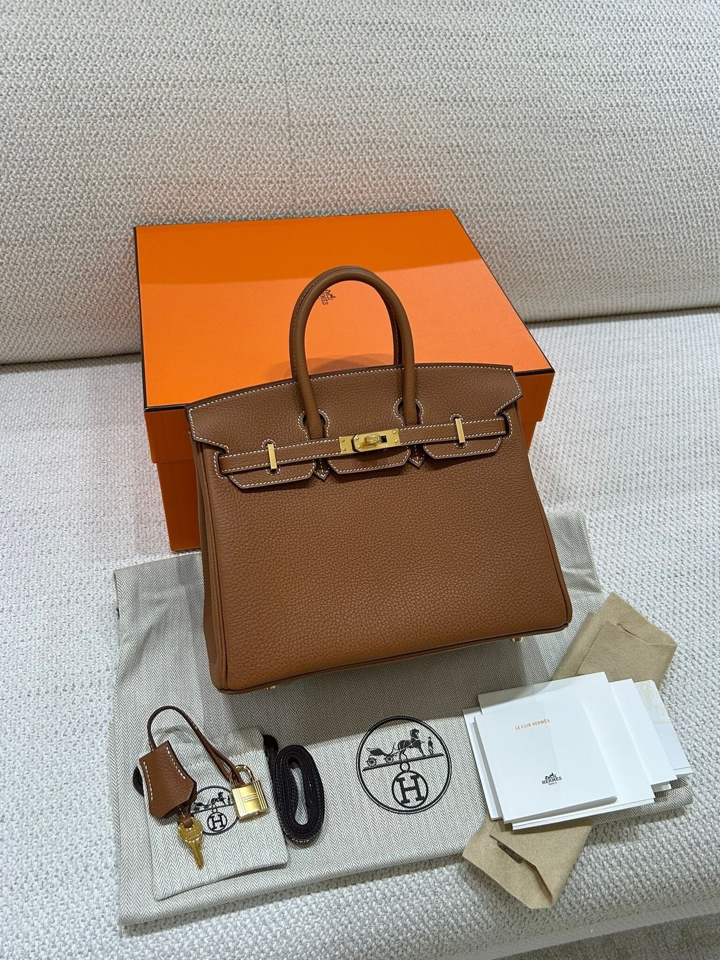 2025 Hermes Togo Birkin 25-Accessories-Uniquities